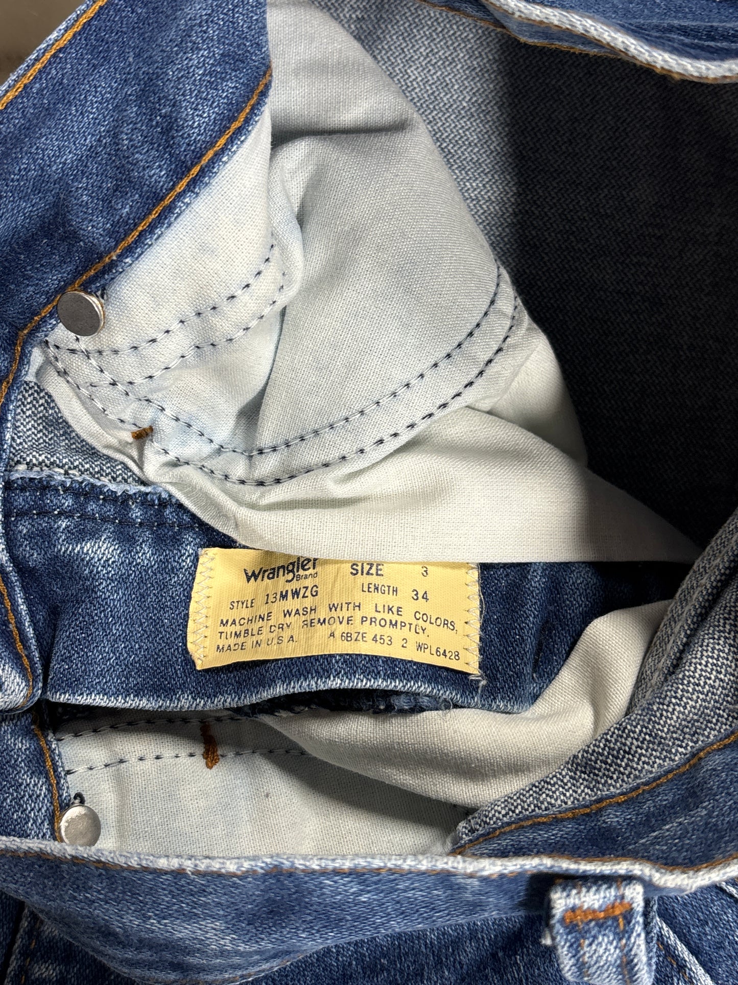 Vintage 90's Wrangler Women's Blue Denim Western Jeans Size 24x32
