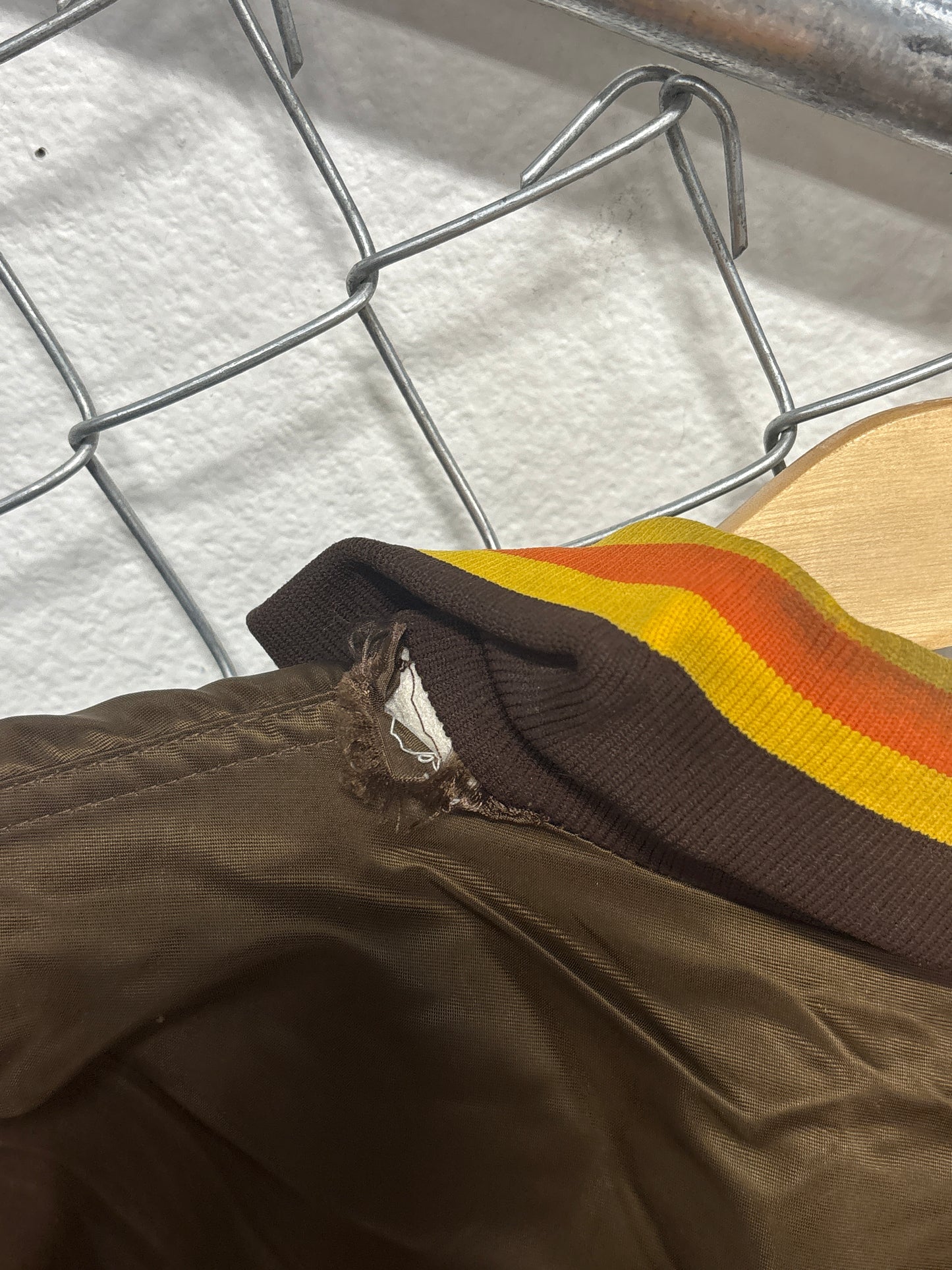 Vintage Starter San Diego Padres Satin Bomber Jacket Size XL