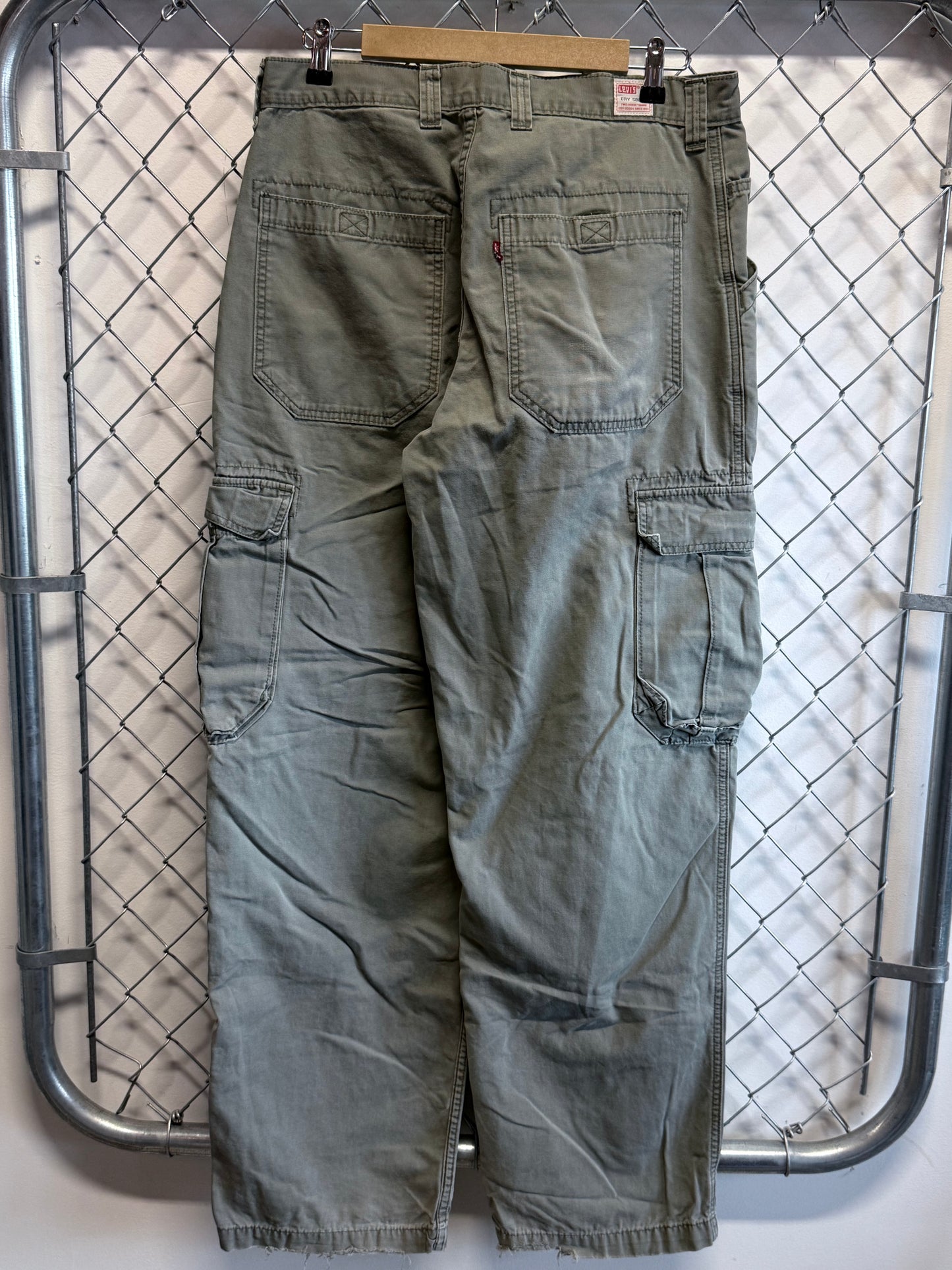 Vintage 90's Levi's Green Cargo Baggy Skater Pants Size 34x32