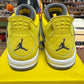 Jordan 4 'Lightning' Size 7Y