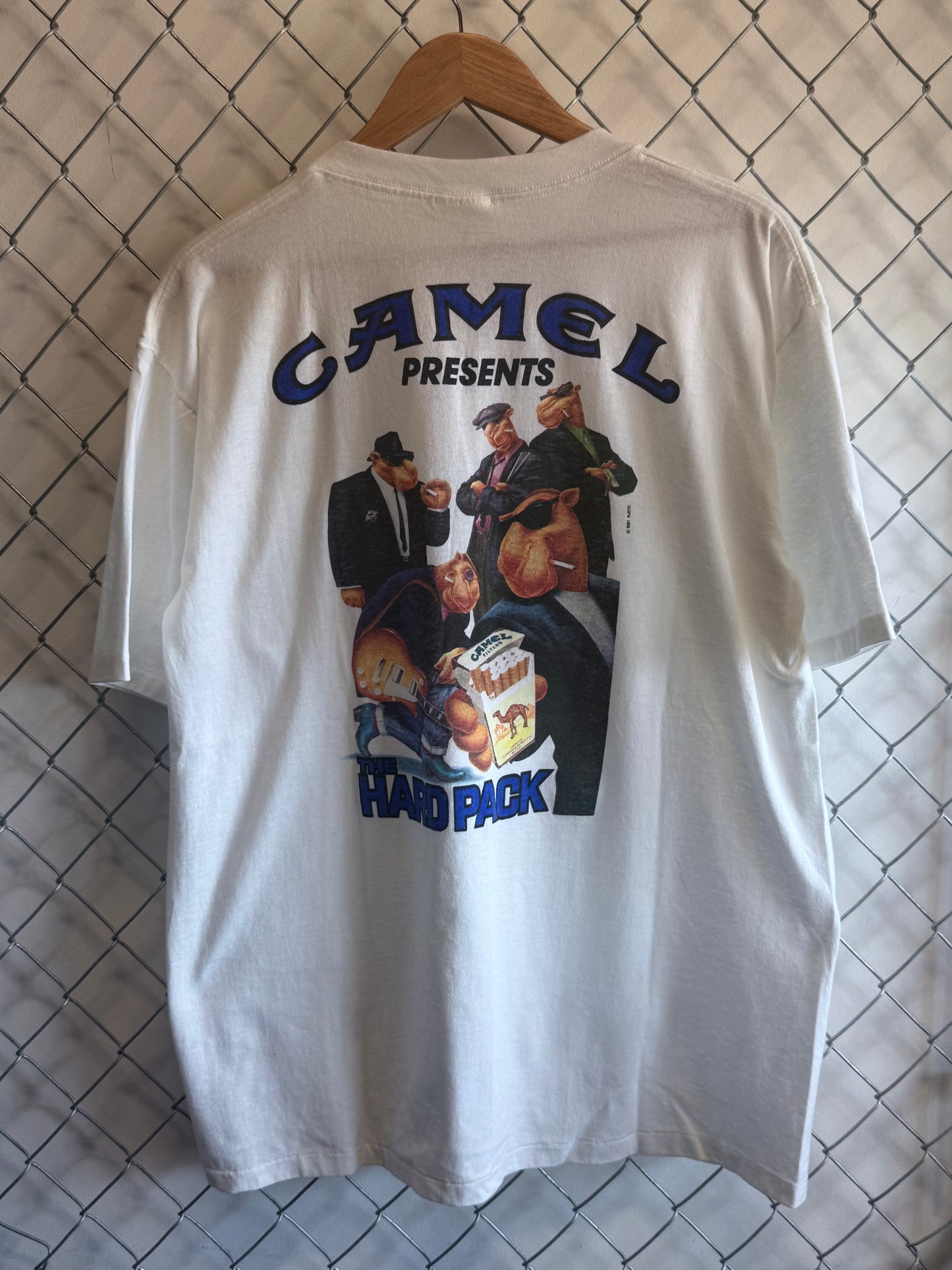 Vintage 90's Camel Cigarettes Hard Pack Promo Tee Size XL