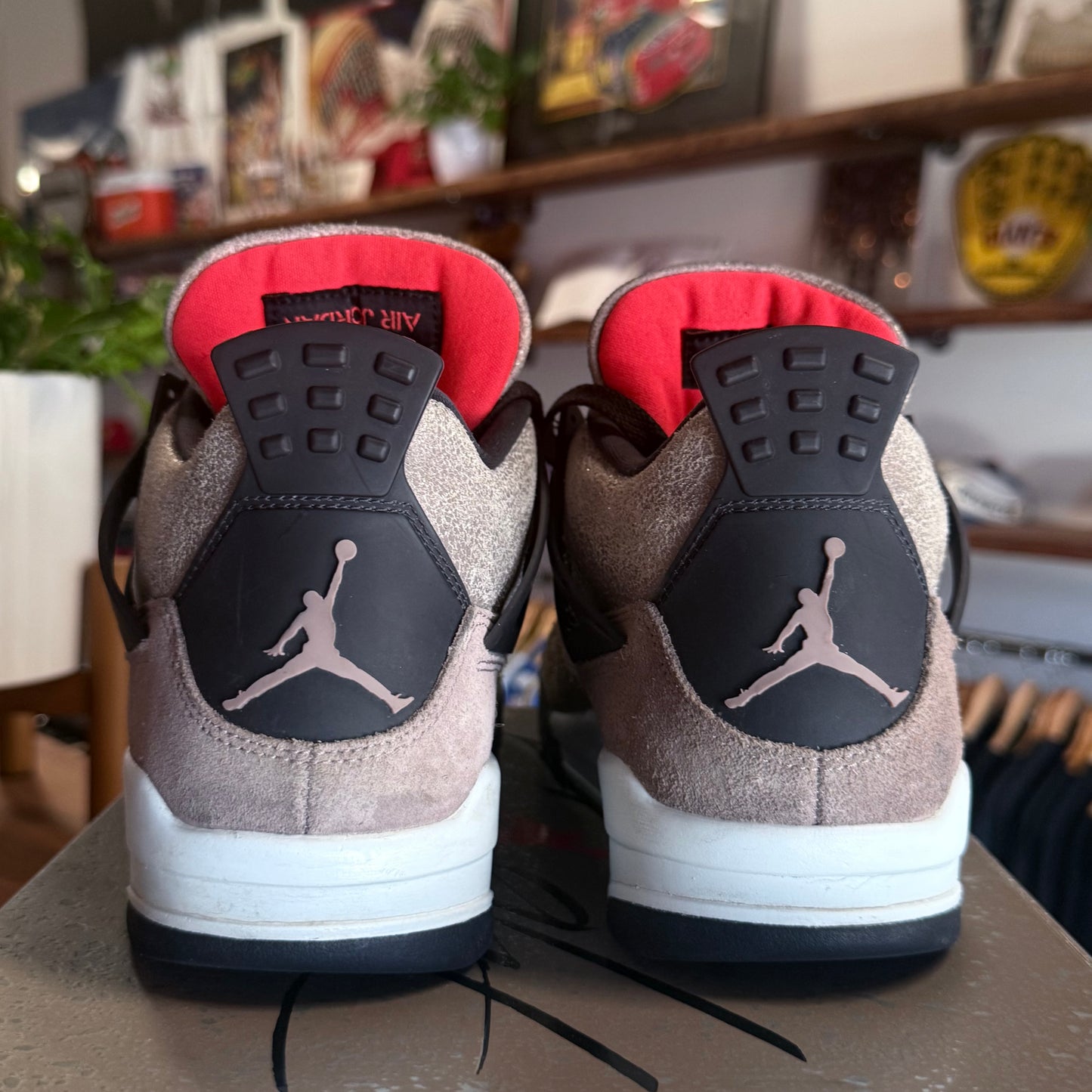 Jordan 4 'Taupe Haze' Size 9.5