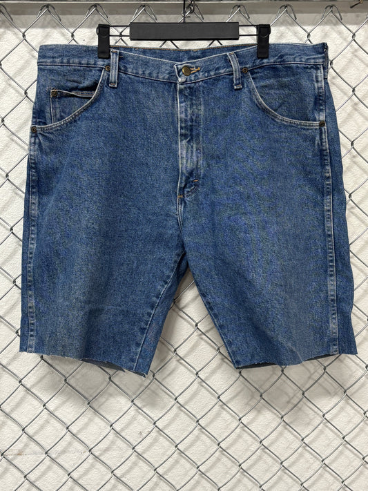 Wrangler Cut Off Denim Shorts Size 38