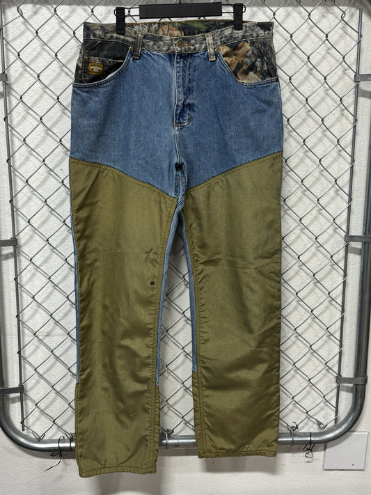 Diamond Cut Hunting Camo Denim Jeans Size 32x30