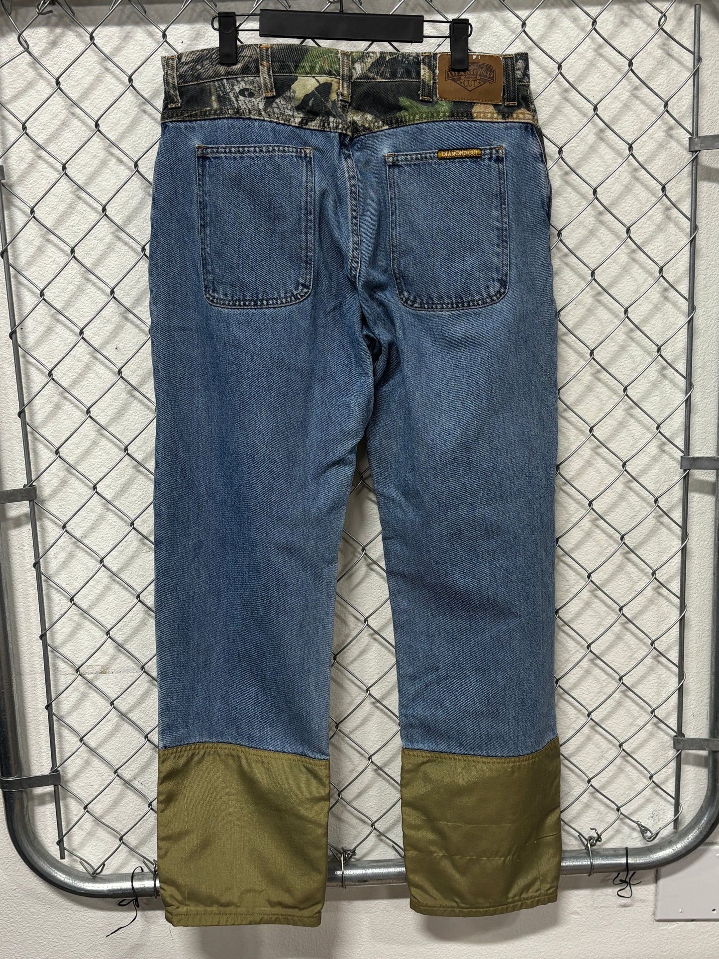 Diamond Cut Hunting Camo Denim Jeans Size 32x30