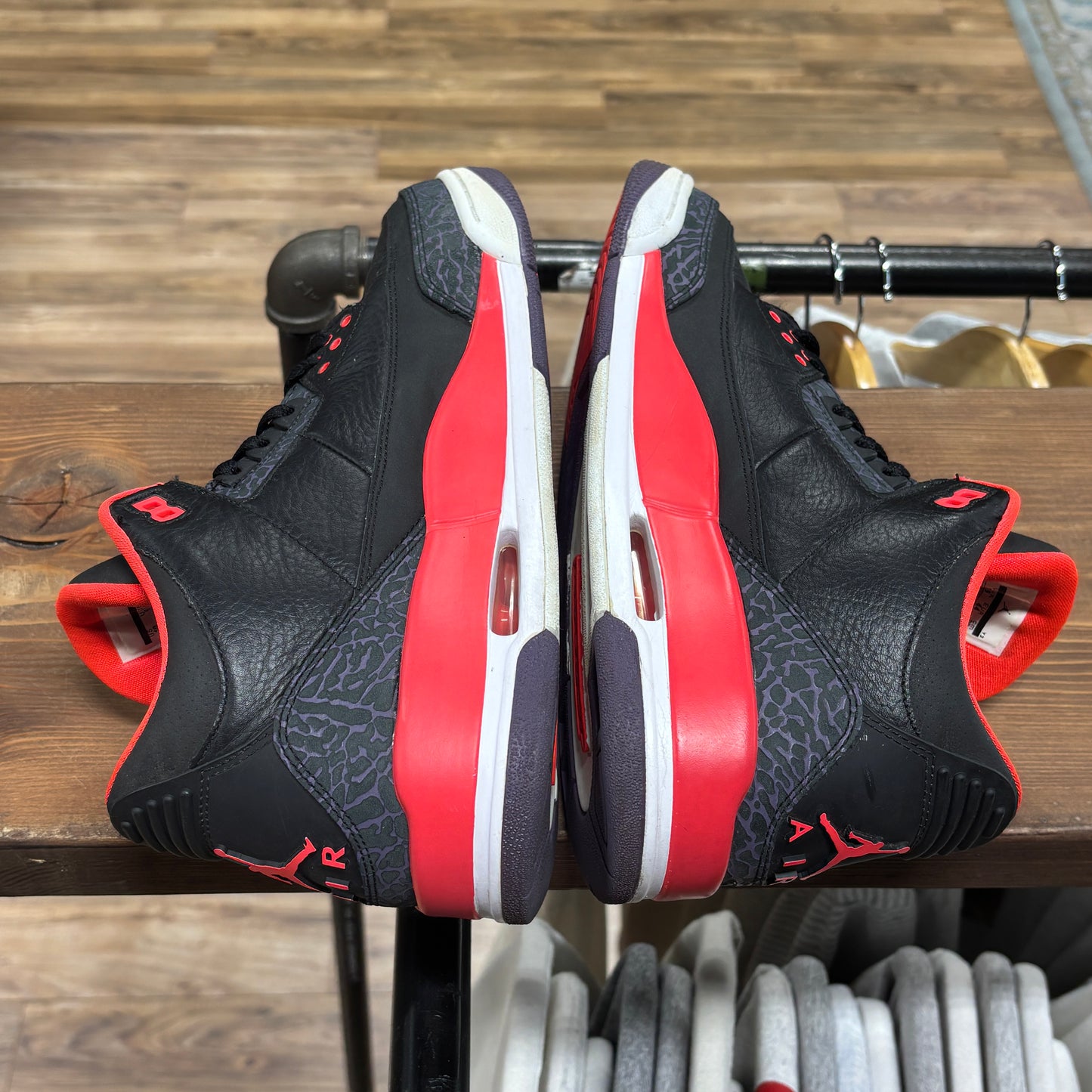 Jordan 3 'Crimson' Size 10