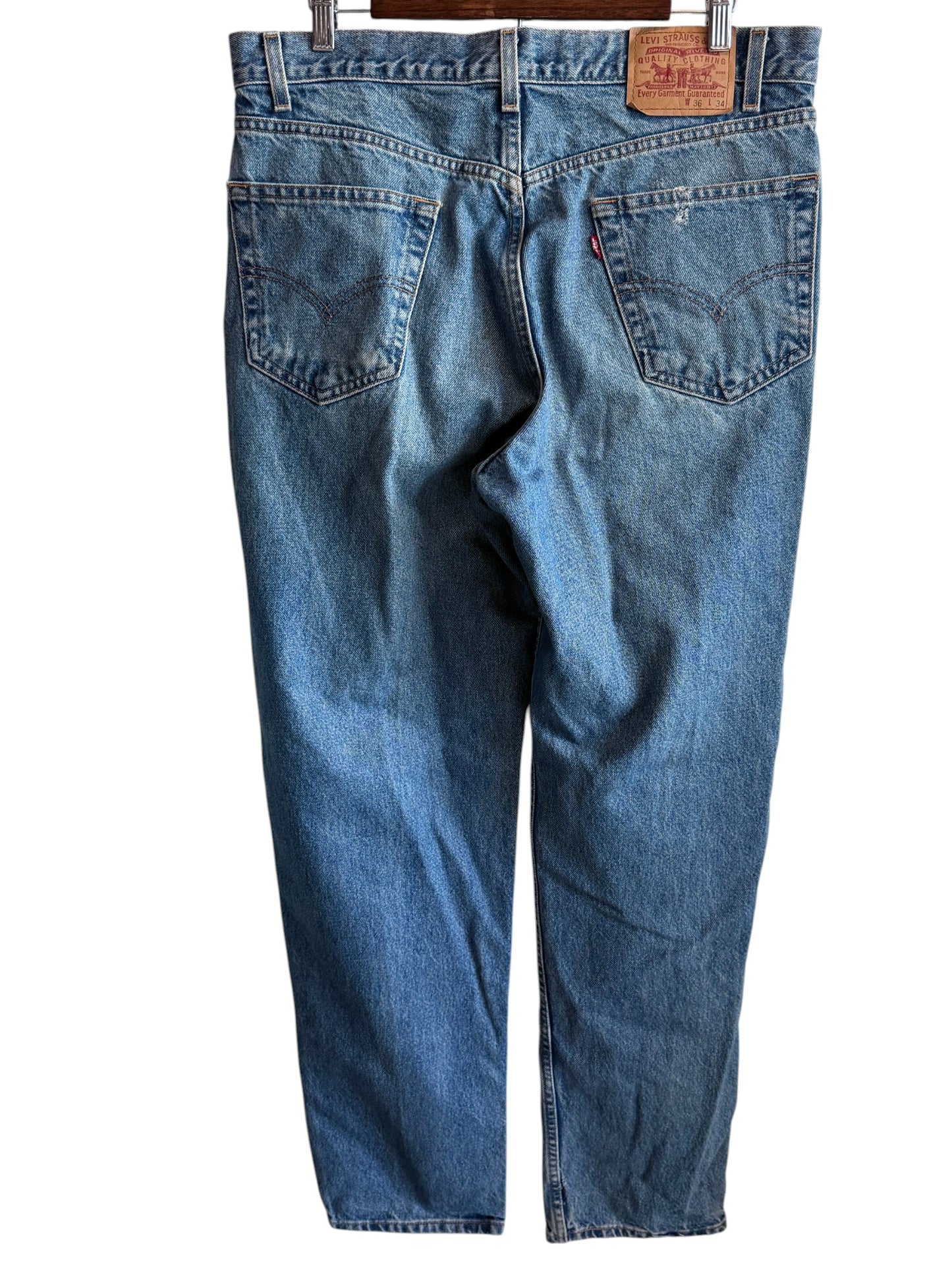 Vintage Levi's 550 Relaxed Straight Leg Denim Jeans Size 36x34