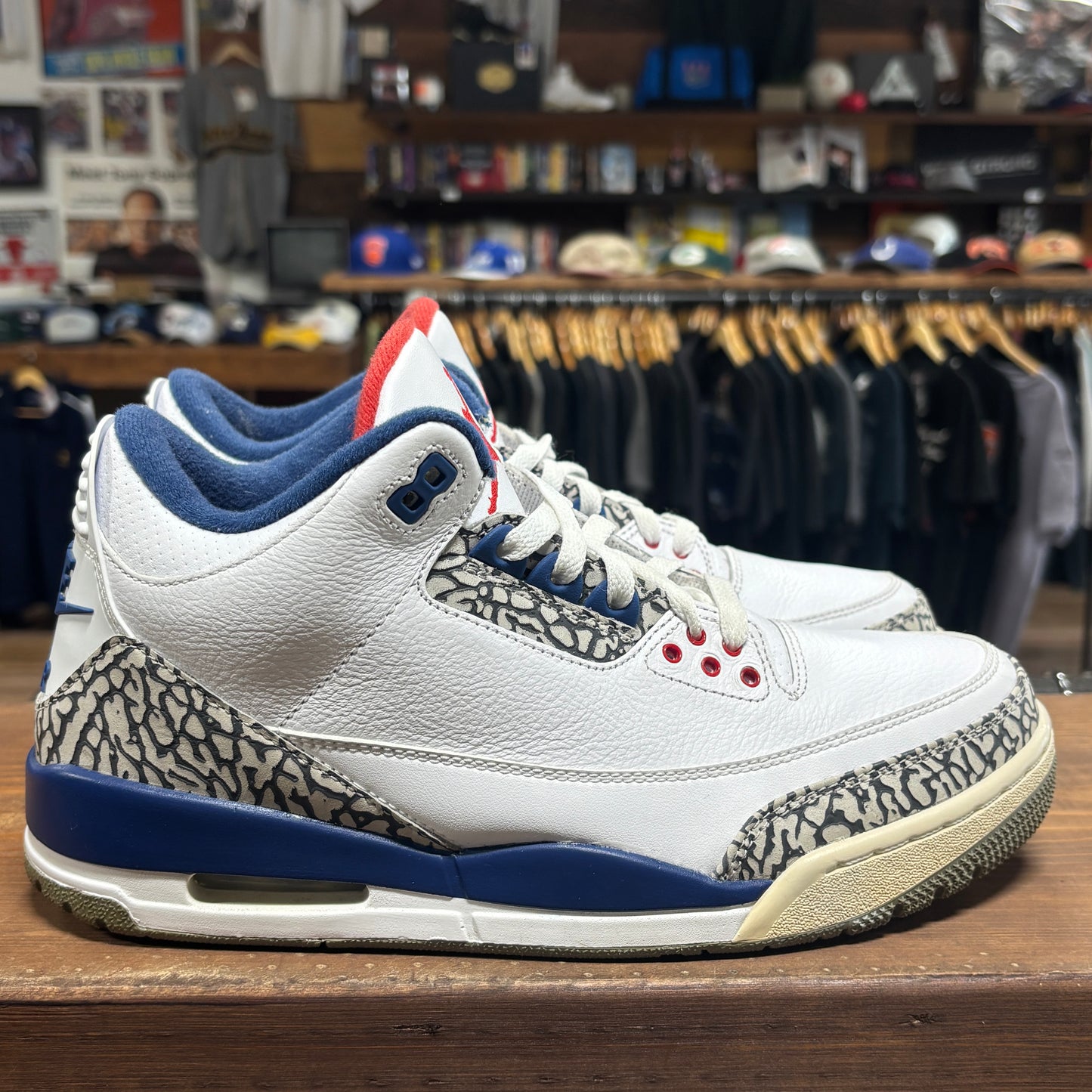 Jordan 3 'True Blue (2016)' Size 9.5