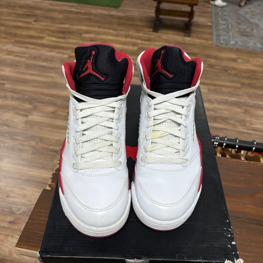 Jordan 5 'Fire Red Black Tongue' Size 8.5