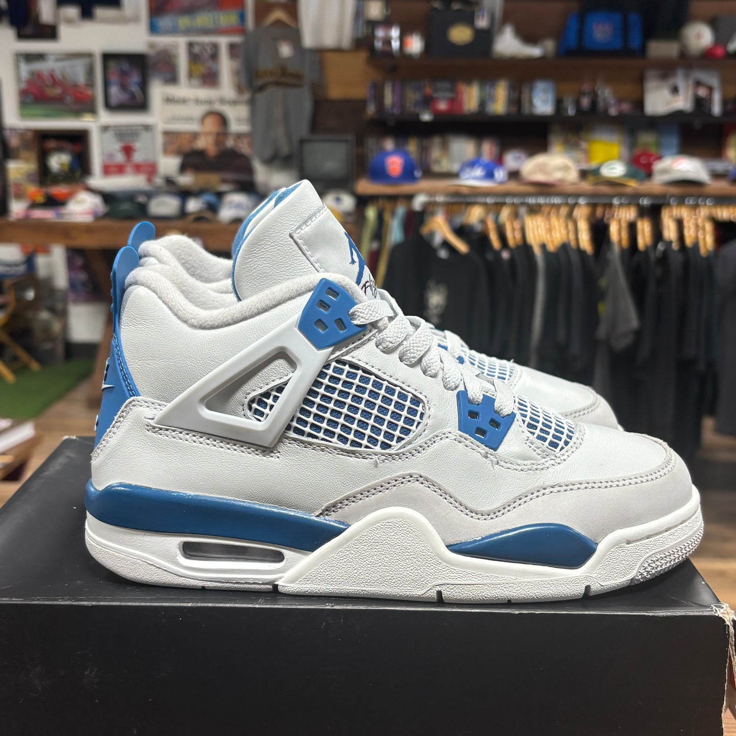Jordan 4 'Military Blue' Size 5Y