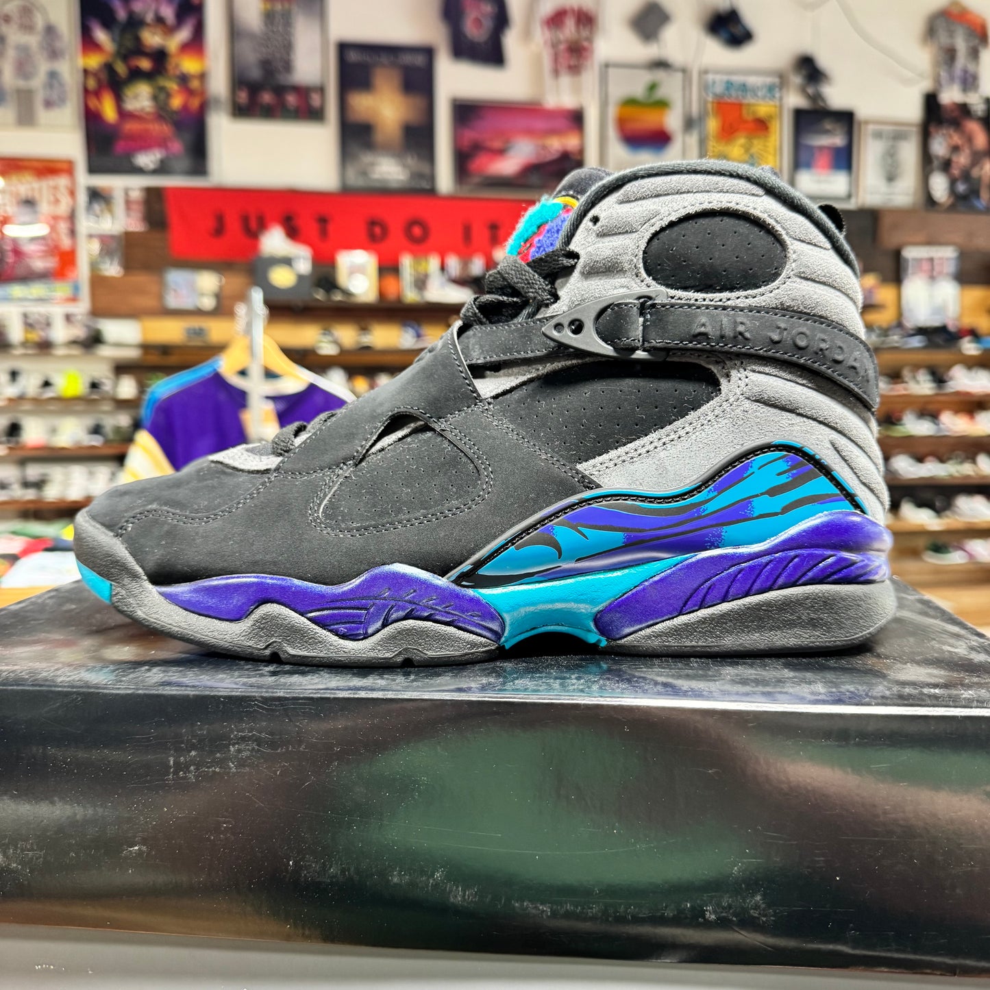 Jordan 8 'Aqua (2025)' Size 9.5