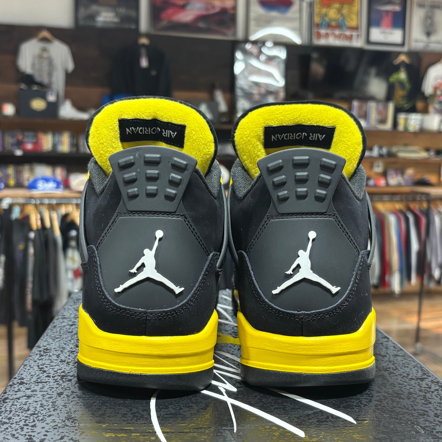 Jordan 4 'Thunder' Size 11.5