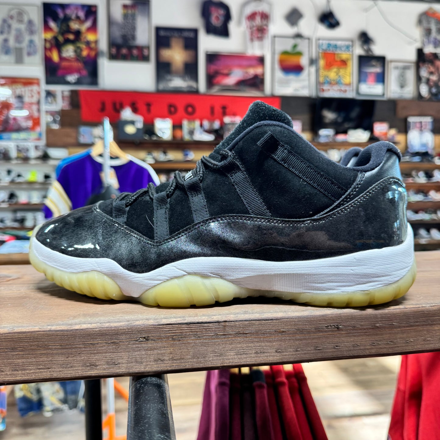 Jordan 11 Low 'Baron' Size 12