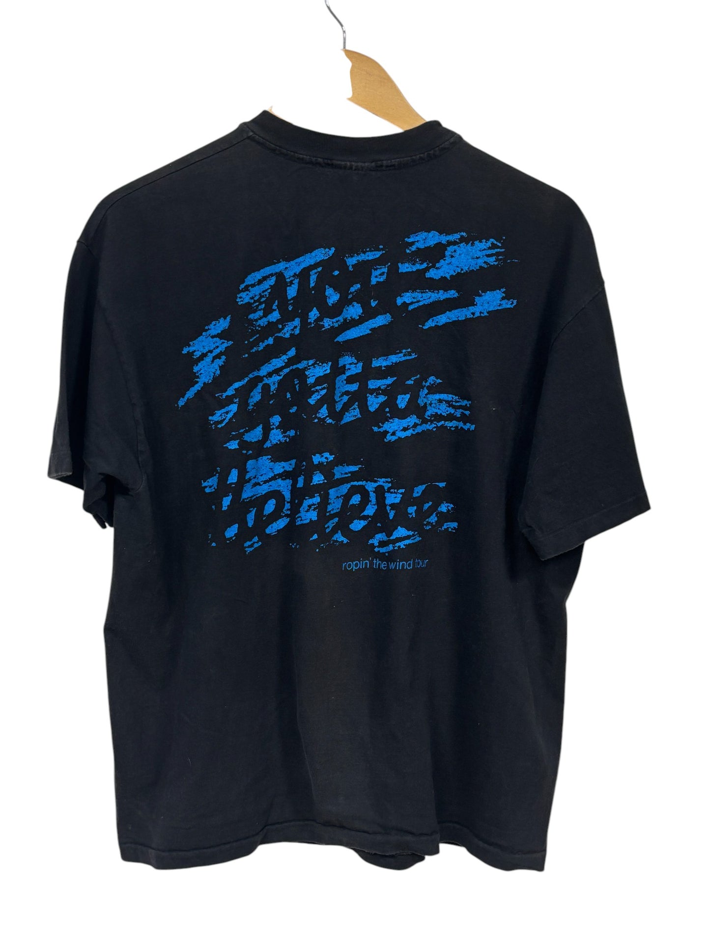 Vintage 1991 Garth Brooks Ropin the Wind Country Music Tour Tee Size Large