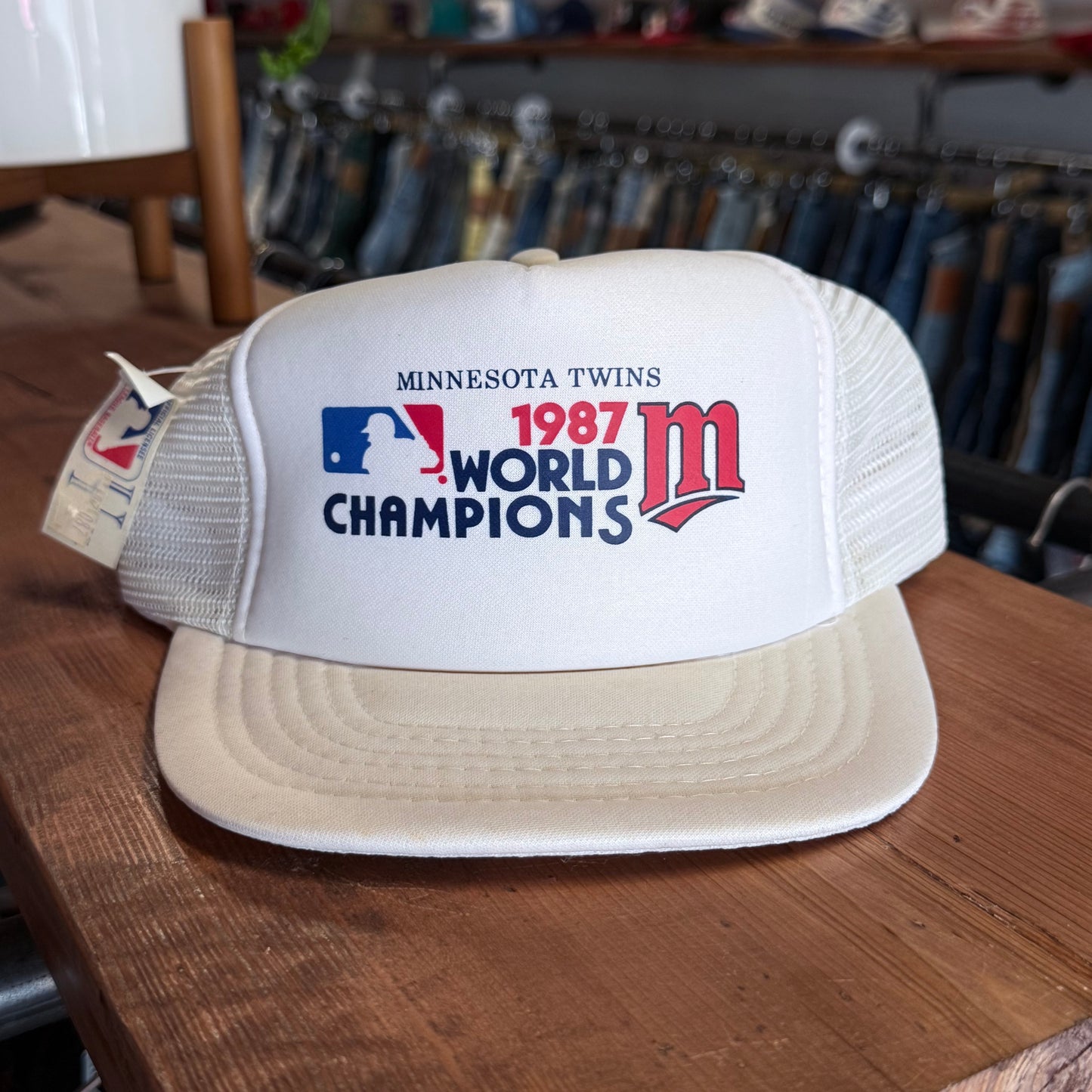 Vintage 1987 Minnesota Twins World Champions Baseball Trucker Hat