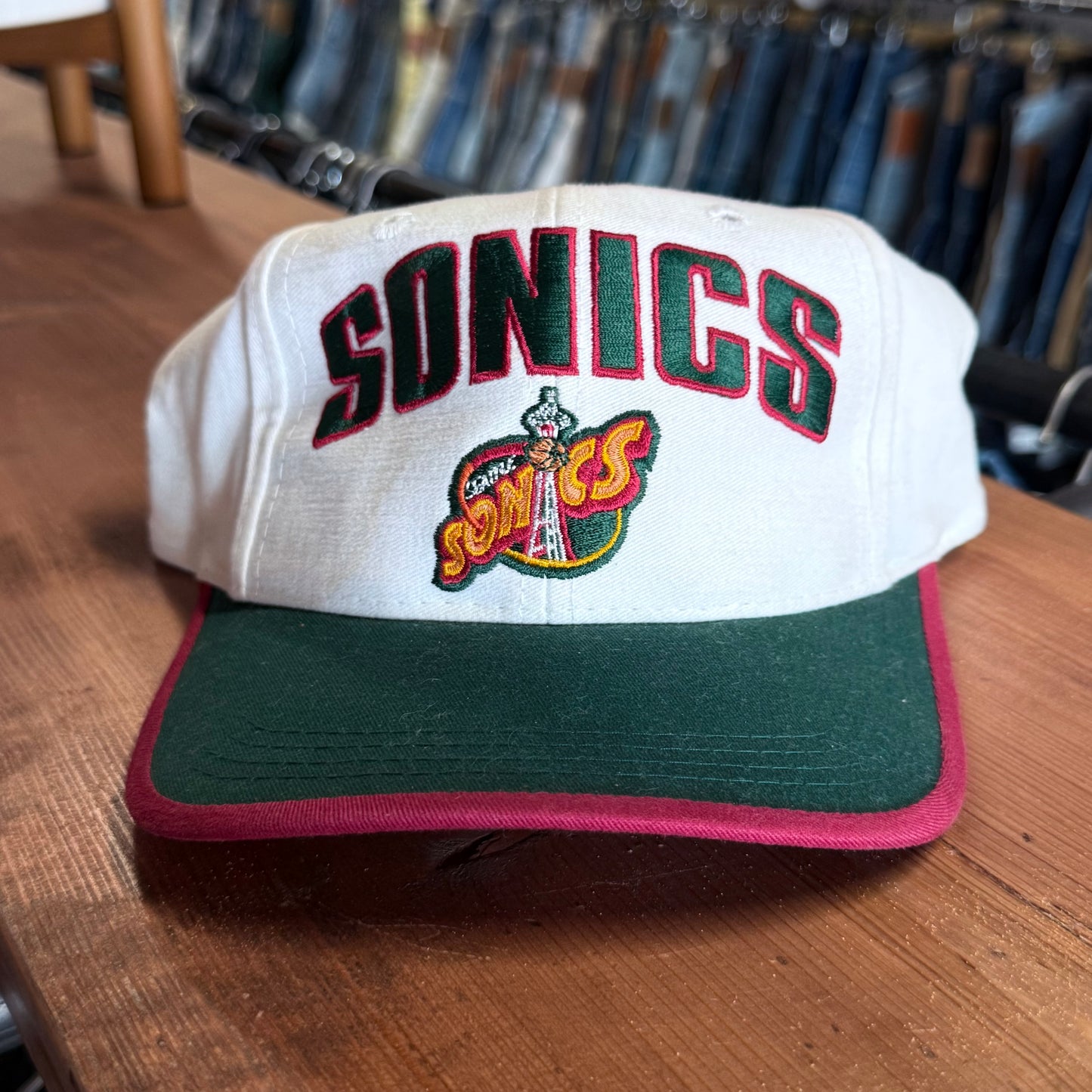 Vintage 90's NBA Seattle Supersonics TEI White Snapback Hat