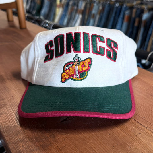 Vintage 90's NBA Seattle Supersonics TEI White Snapback Hat