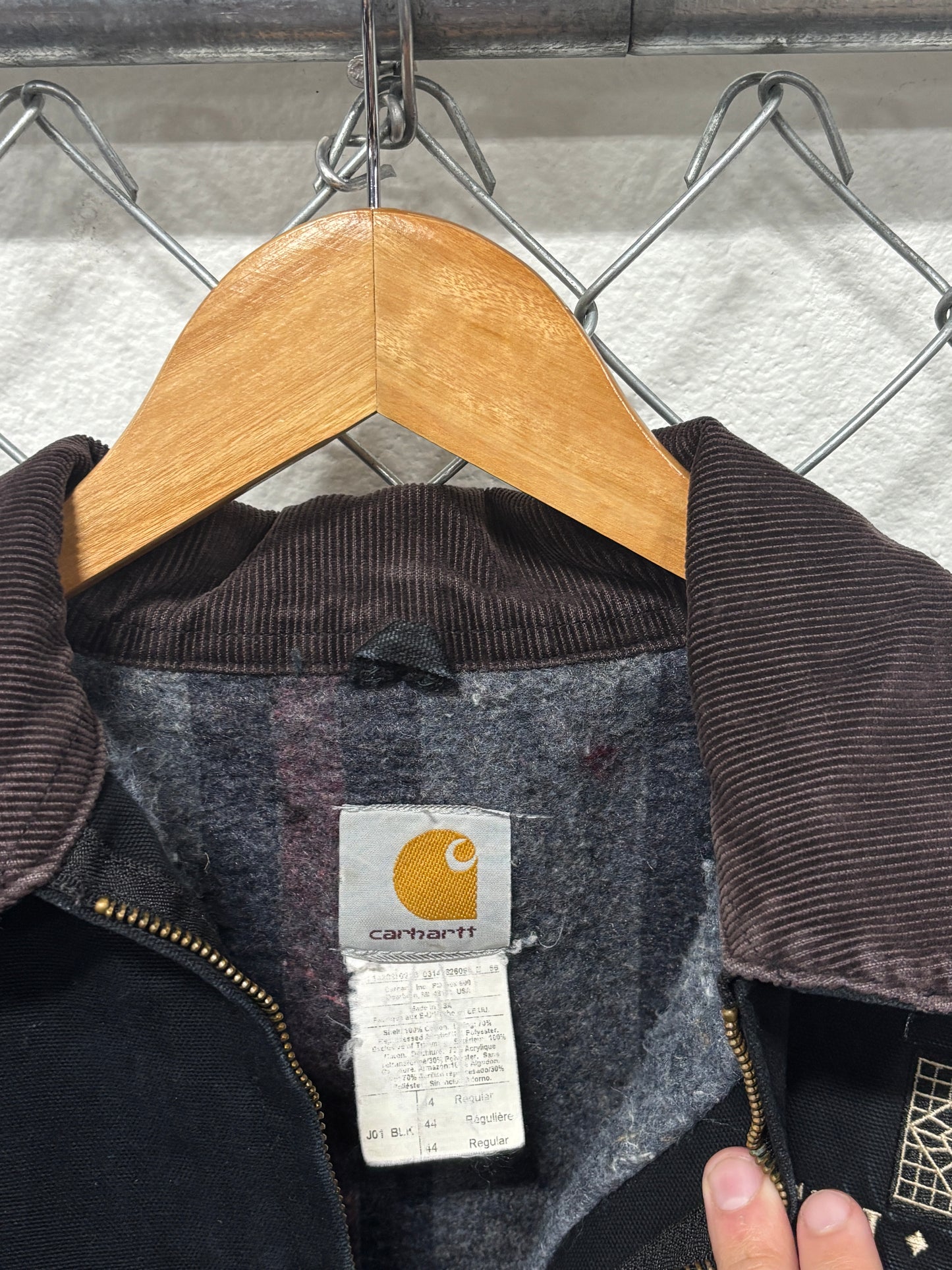 Vintage Carhartt Made in USA Blanket Lined Black Detroit J97 Jacket Size 44