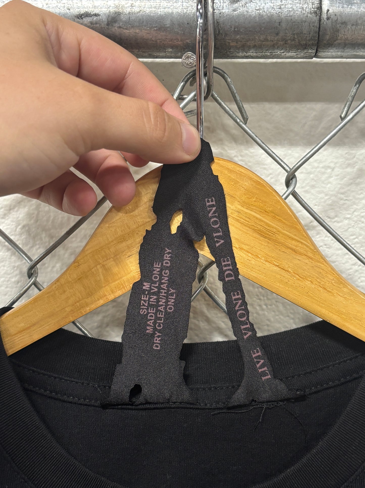 VLONE Heartbeat Graphic Tee Black Size Medium