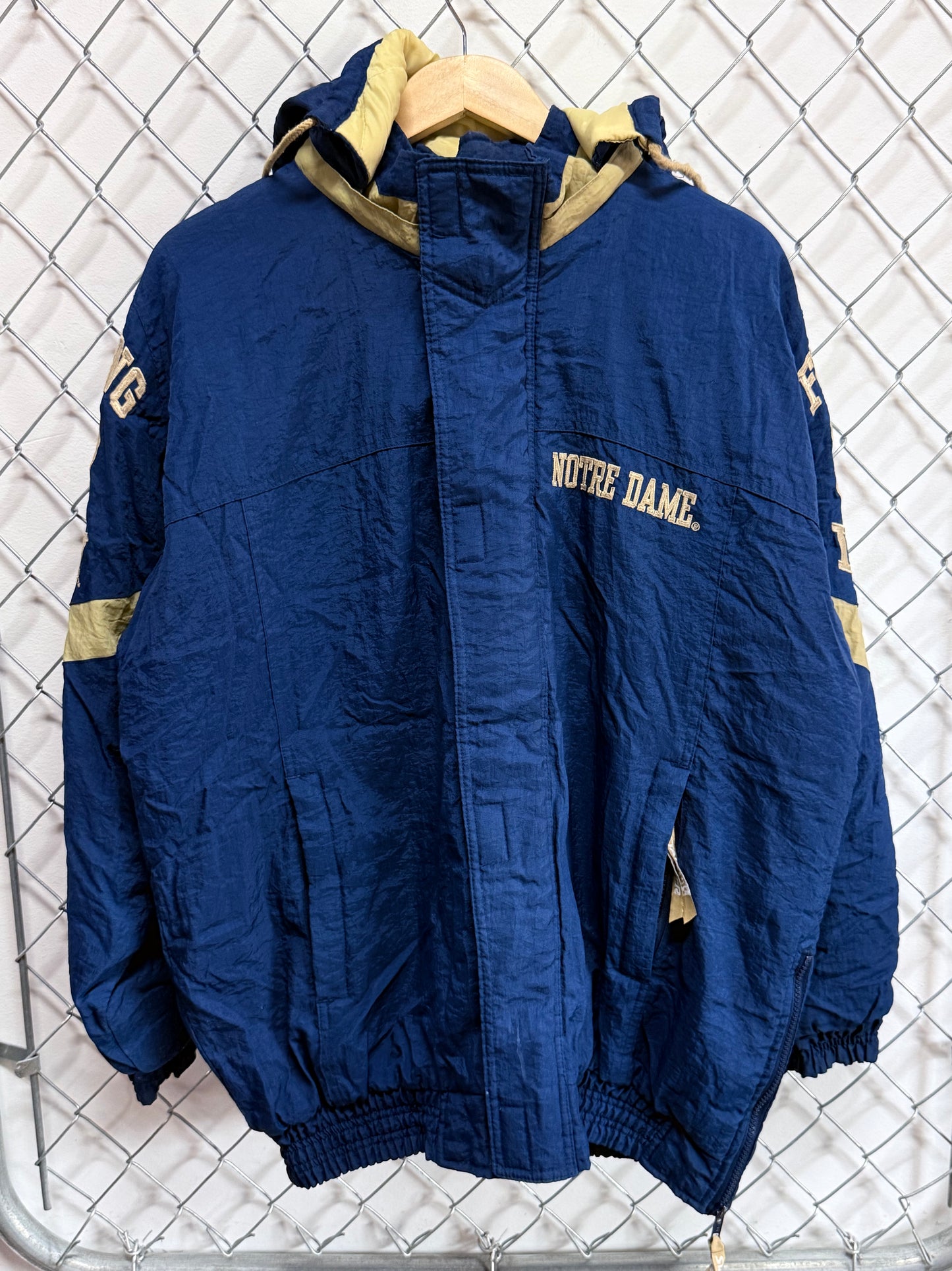 Vintage 90's Starter Notre Dame Fighting Irish Puffer Jacket Size Medium