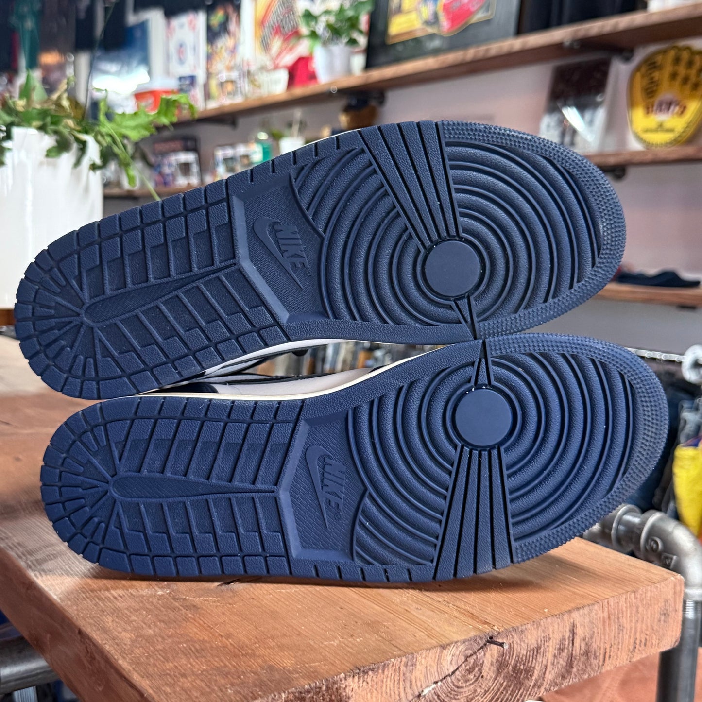 Jordan 1 'Midnight Navy' Size 11.5