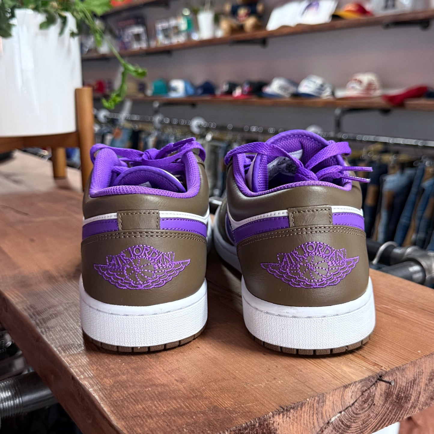 Jordan 1 Low 'Palomino' Size 12