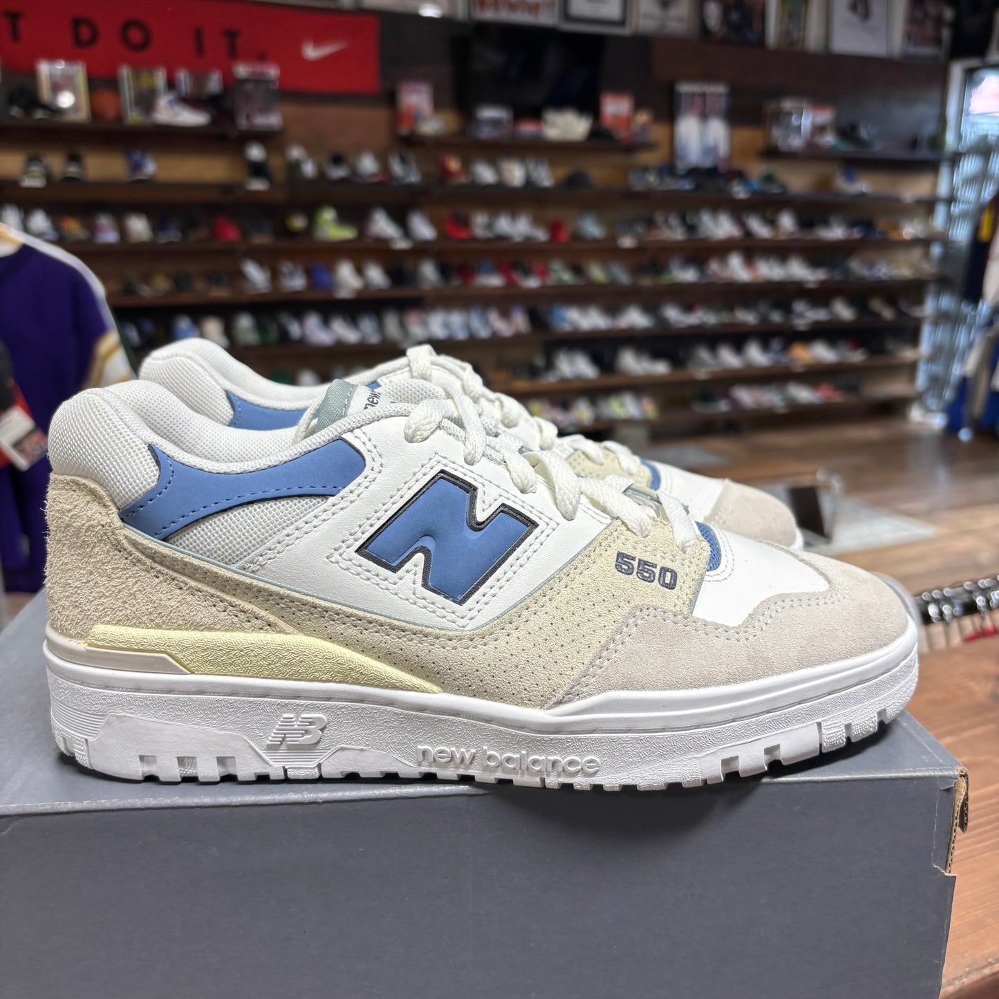 New Balance 550 'Sea Salt Blue Agate' Size 8.5W/7M