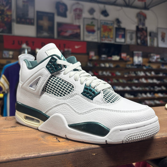 Jordan 4 'Oxidized Green' Size 8.5 (DS)