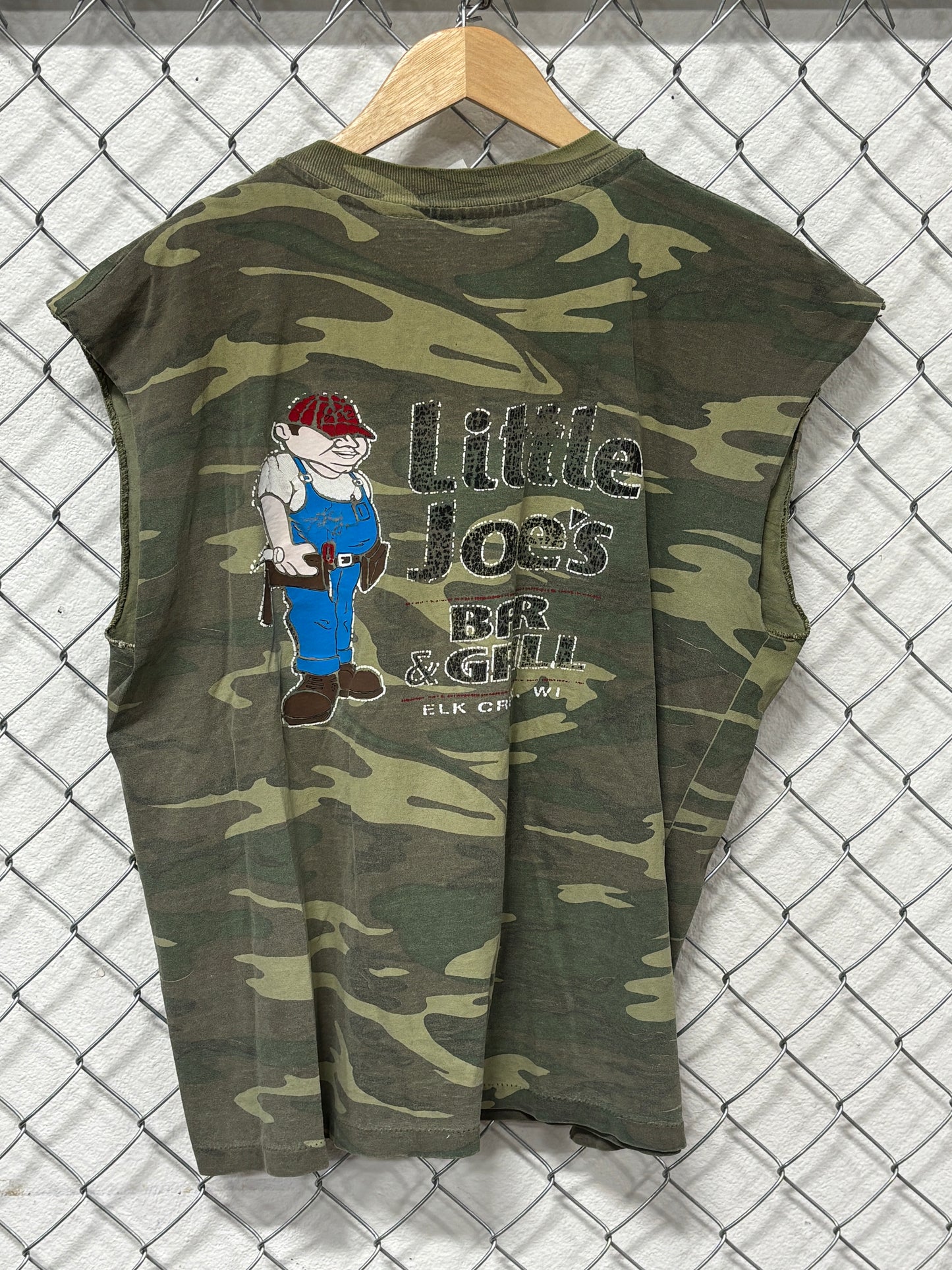 Y2K Camo Little Joe's Bar and Grill Cutoff Shirt Size XL