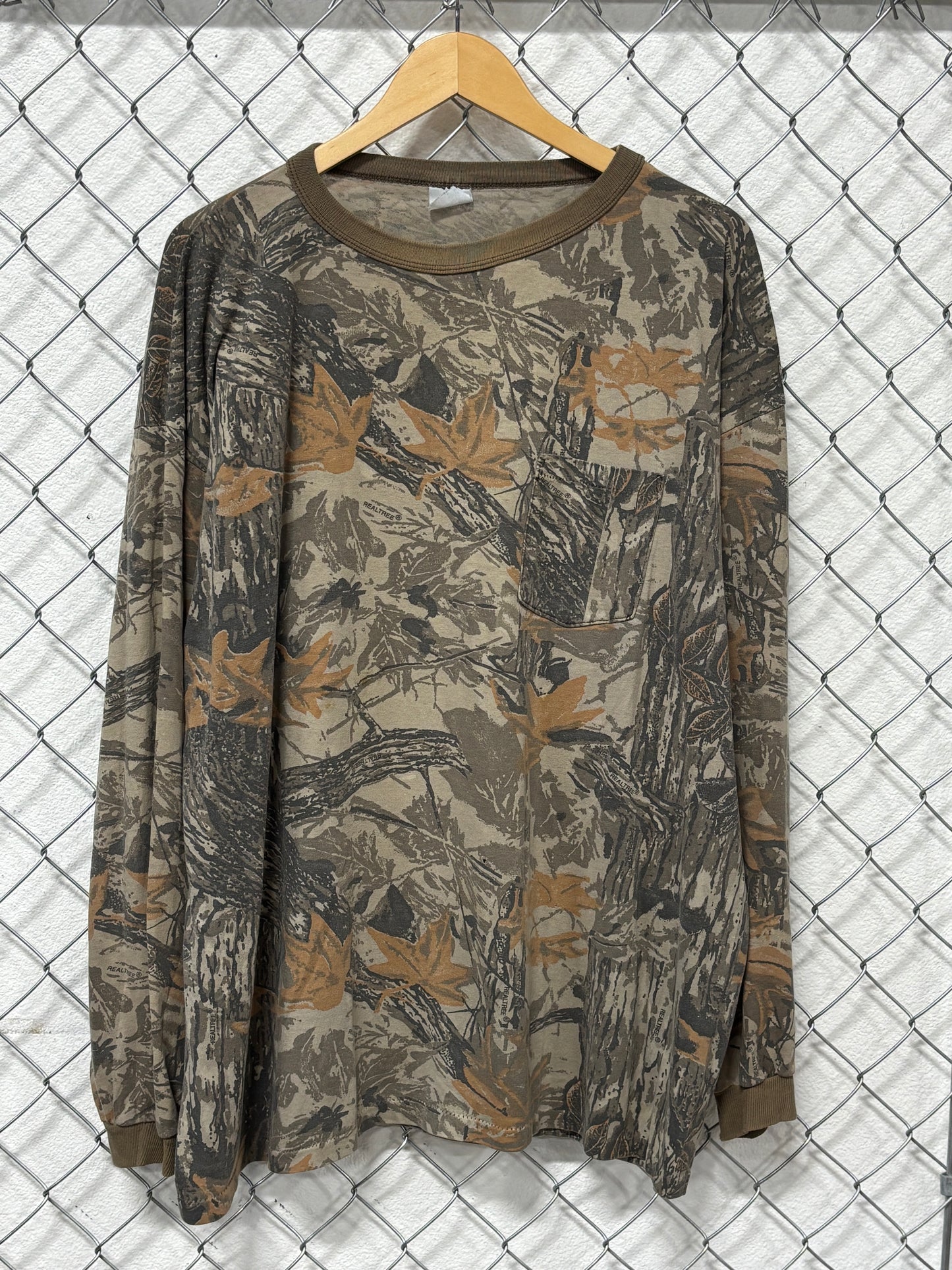 Vintage 90's RealTree Hunting camo Woodland Long Sleeve Shirt Size XXL