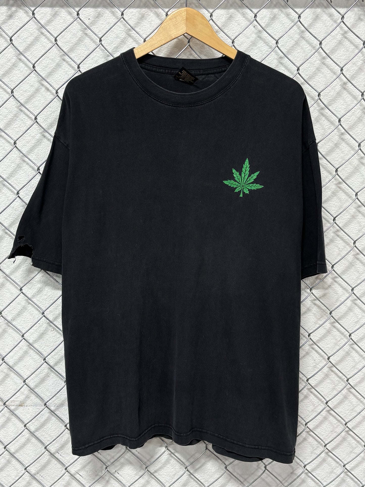 Y2K American Home Grown Ass Kickin Weed Parody Tee Size XXL