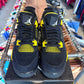 Jordan 4 'Thunder' Size 7Y