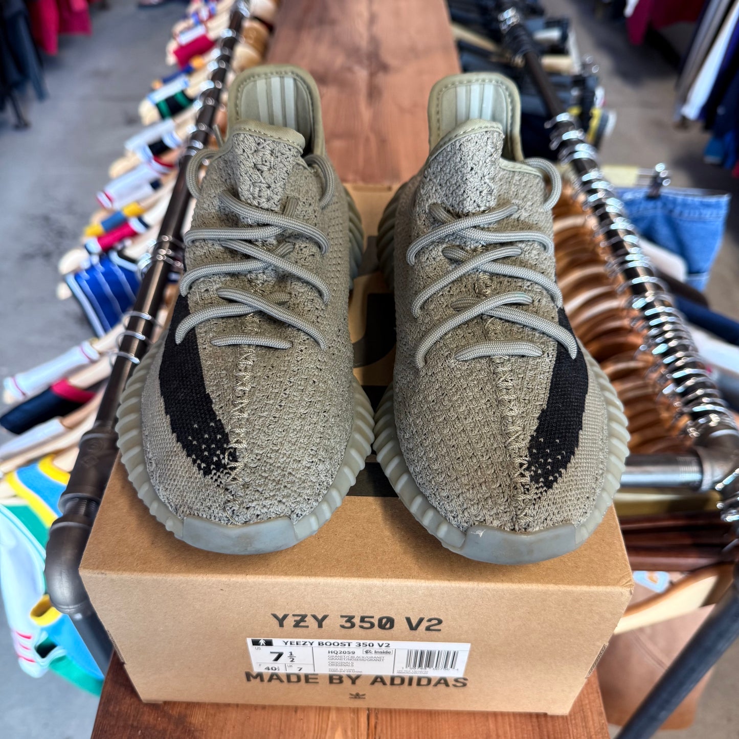 Yeezy 350 v2 'Granite' Size 7.5
