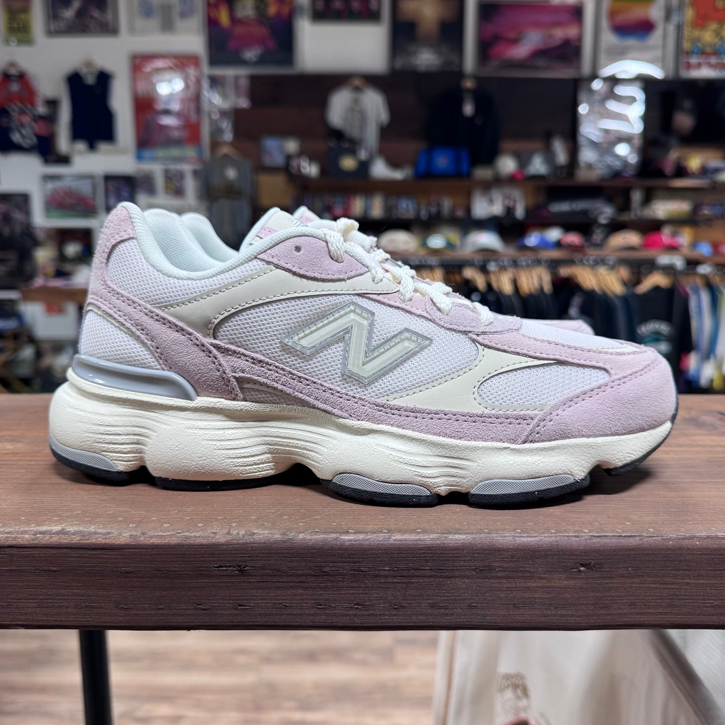 New Balance 603 'White Pink' Size 7.5W