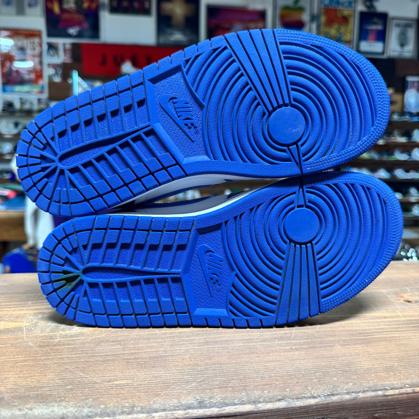 Jordan 1 Mid 'Kentucky' Size 8W