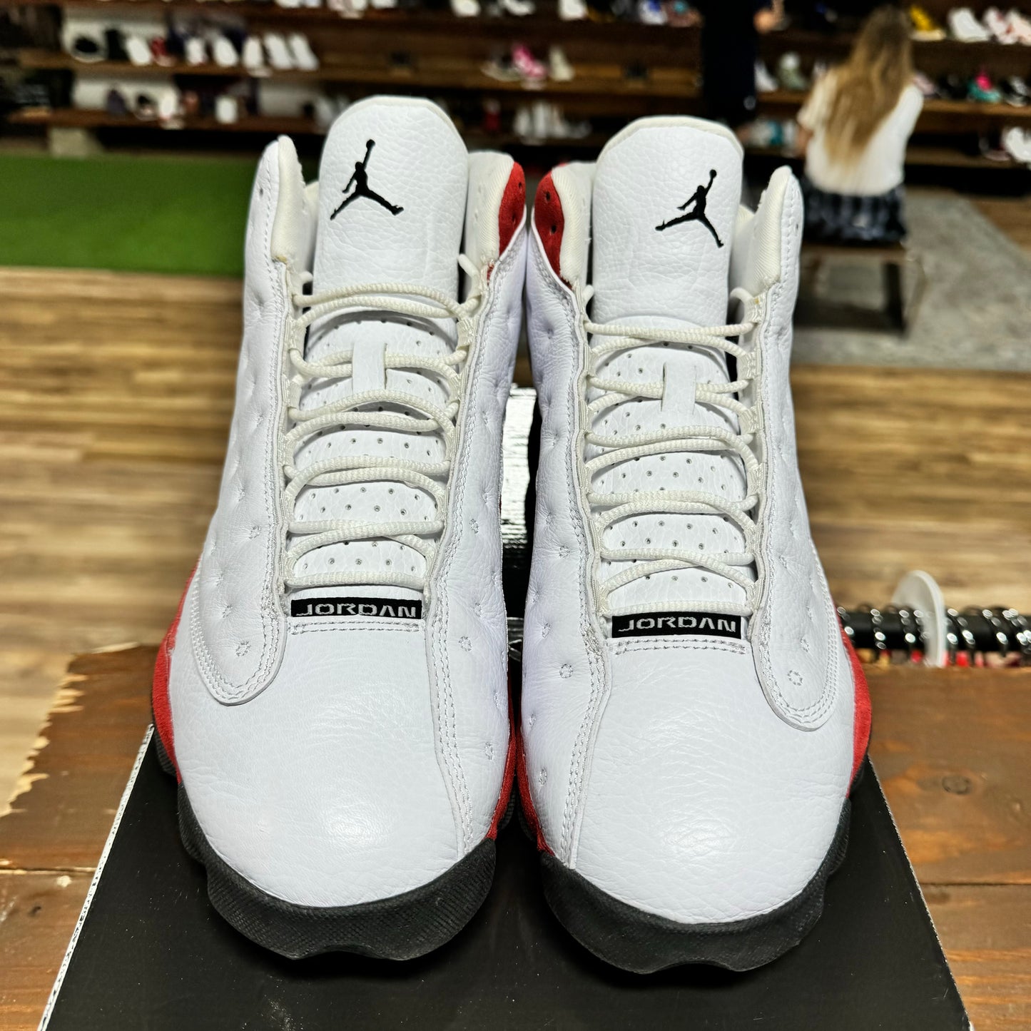 Jordan 13 'Chicago' Size 10.5