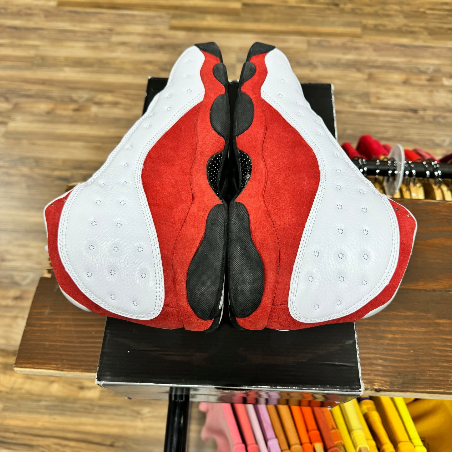 Jordan 13 'Chicago' Size 10.5