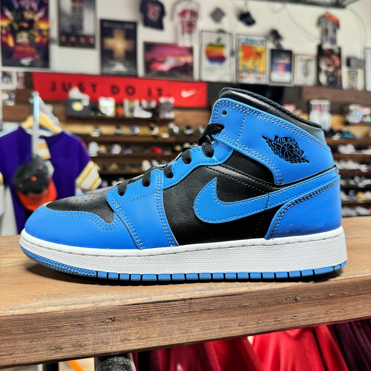 Jordan 1 Mid 'University Blue Black' Size 6.5Y