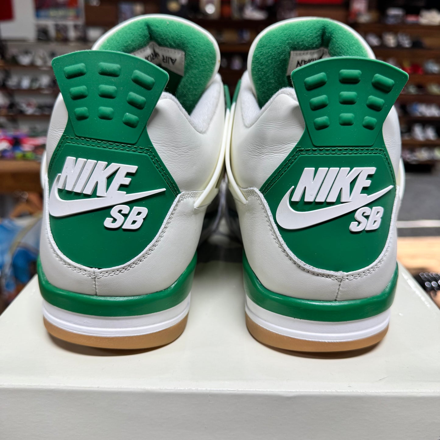 Jordan 4 'SB Pine Green' Size 13