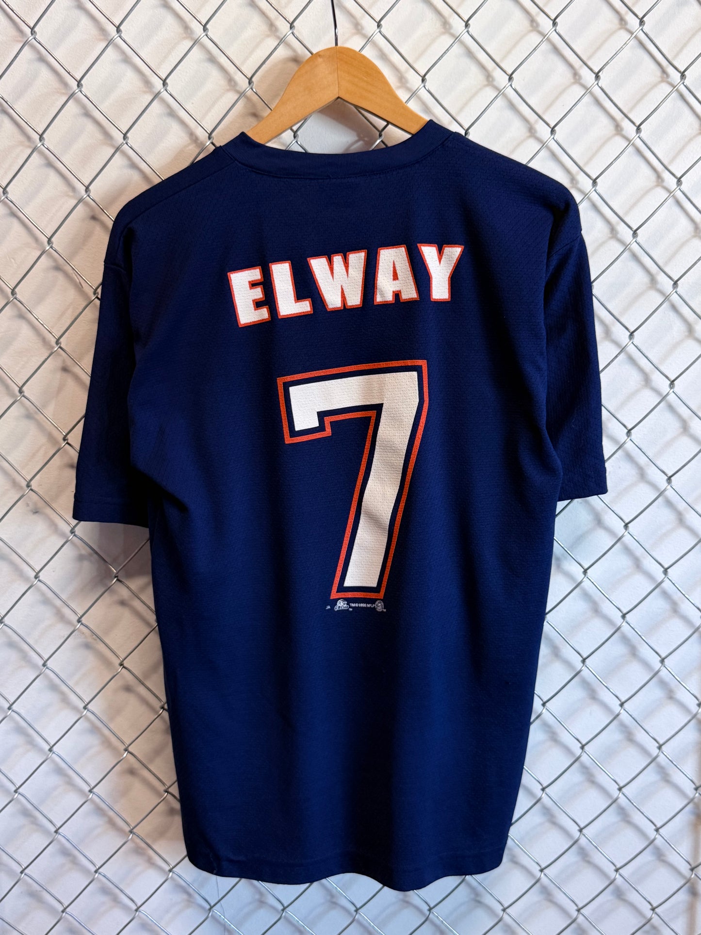 Vintage 90's Denver Broncos John Elway Jersey Style NFL Shirt Size Medium
