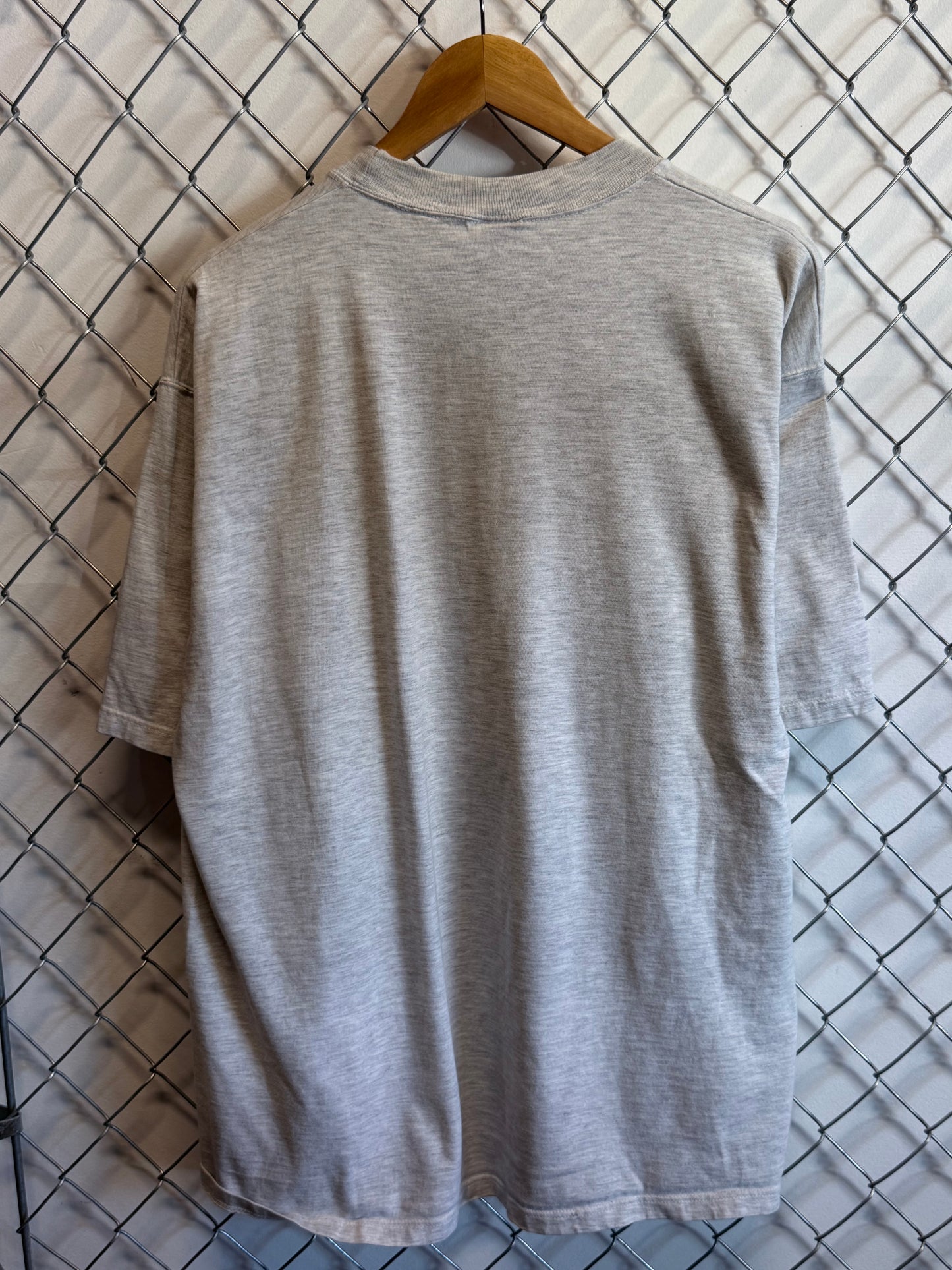 Vintage 90's Yellowstone National Park Grizzly Bear Nature Tee Size XL