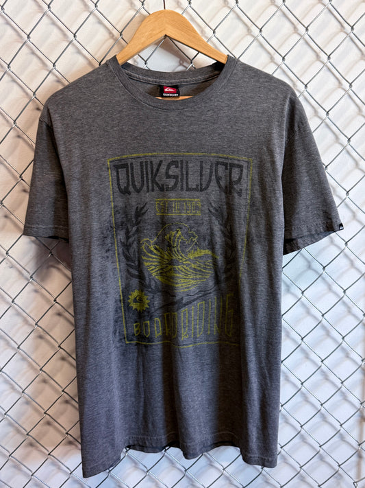 Y2K Quiksilver Boarding Surf Grey Faded Graphic Tee Size Large