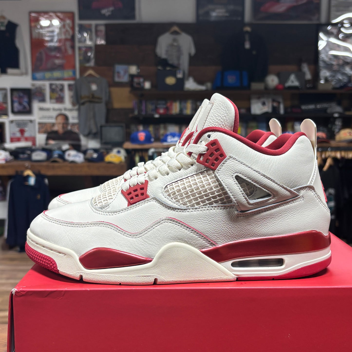 Jordan 4 'Valentine's Day' Size 14W/12.5M