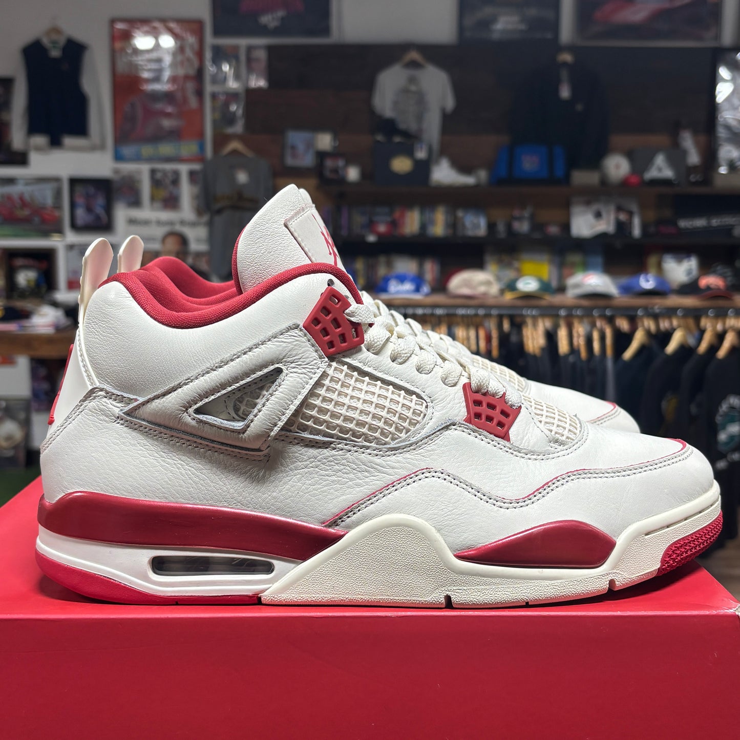 Jordan 4 'Valentine's Day' Size 14W/12.5M