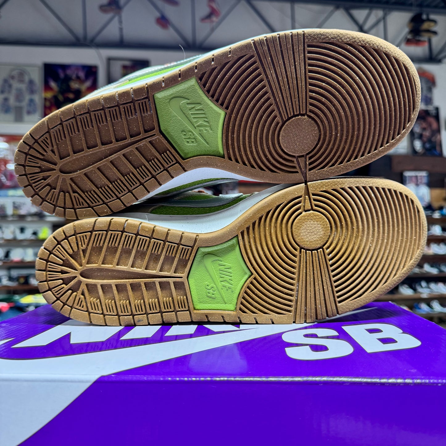 Nike SB Dunk Low 'Escargot' Size 13