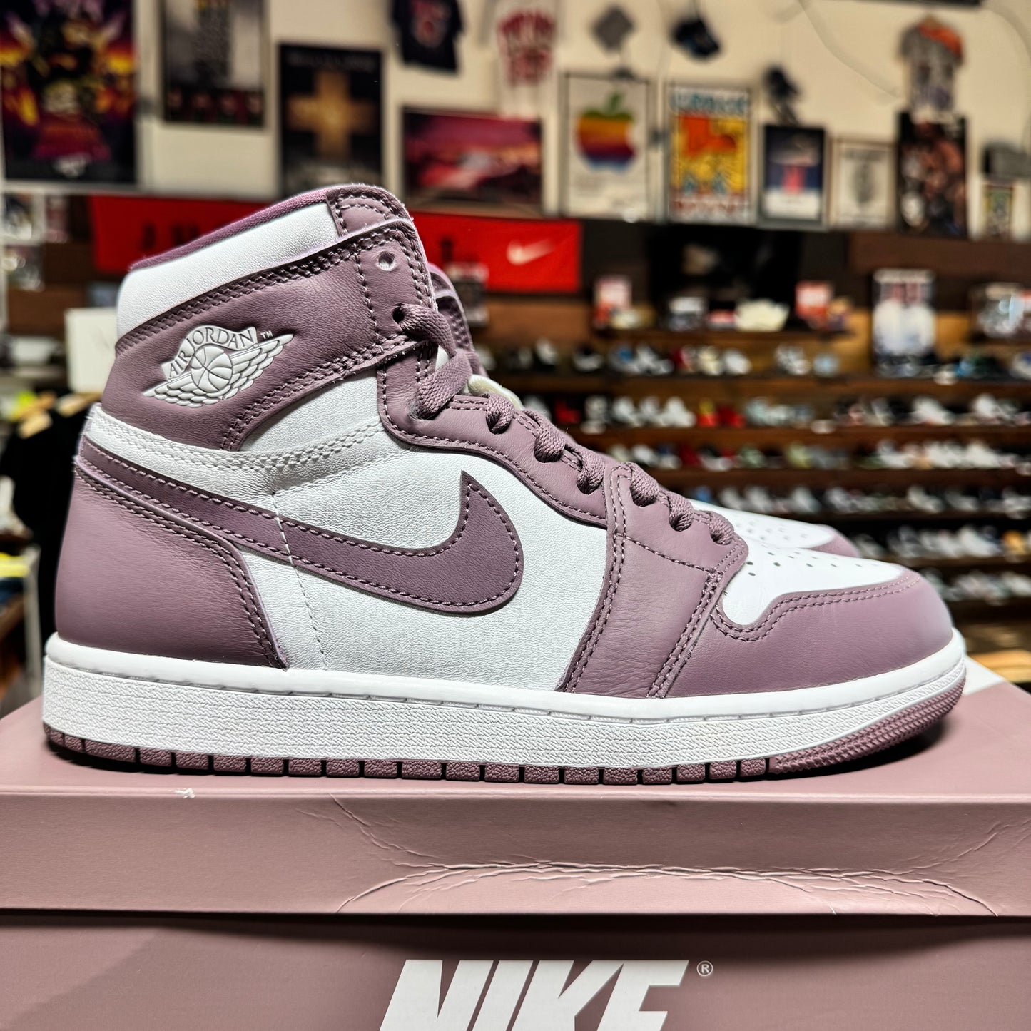 Jordan 1 'Mauve' Size 7