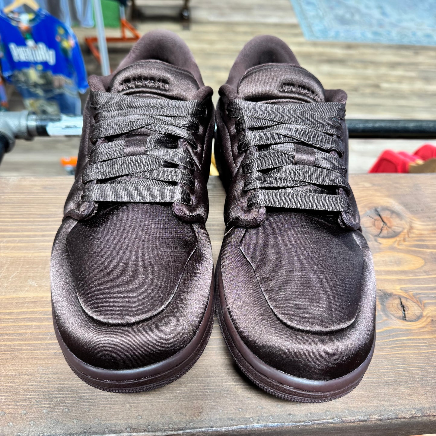 Jordan 1 Low 'Satin Earth' Size 10M/11.5W