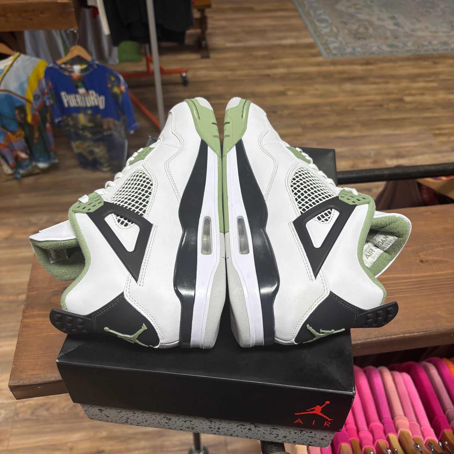 Jordan 4 'Seafoam' Size 10.5M/12W