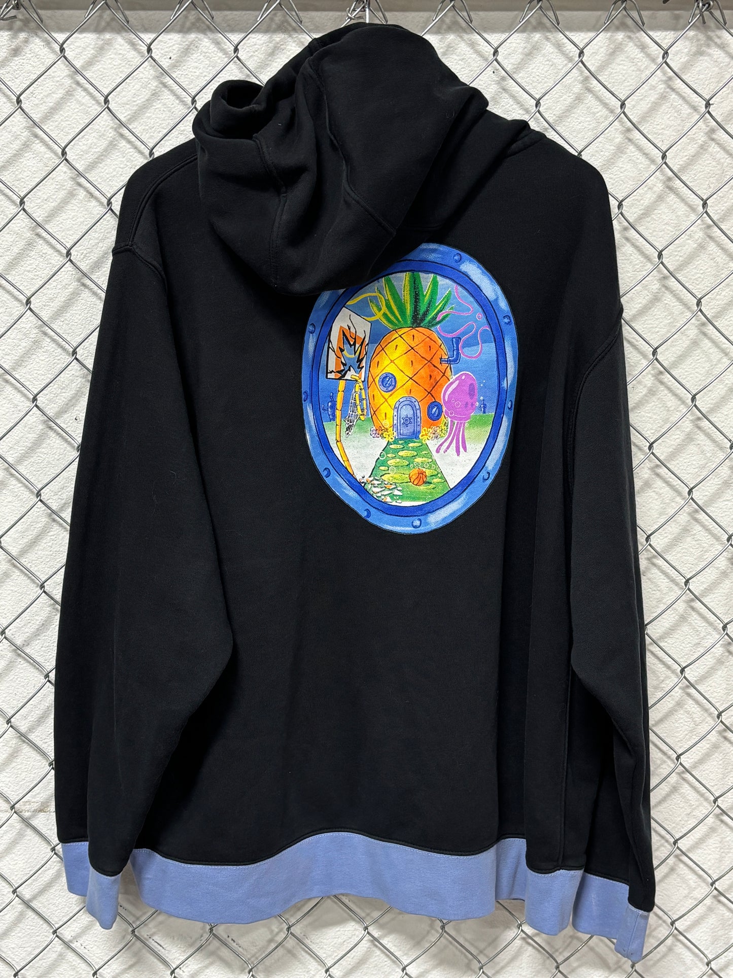 Nike Kyrie Irving Black Spongebob Squarepants Hoodie Size XXL