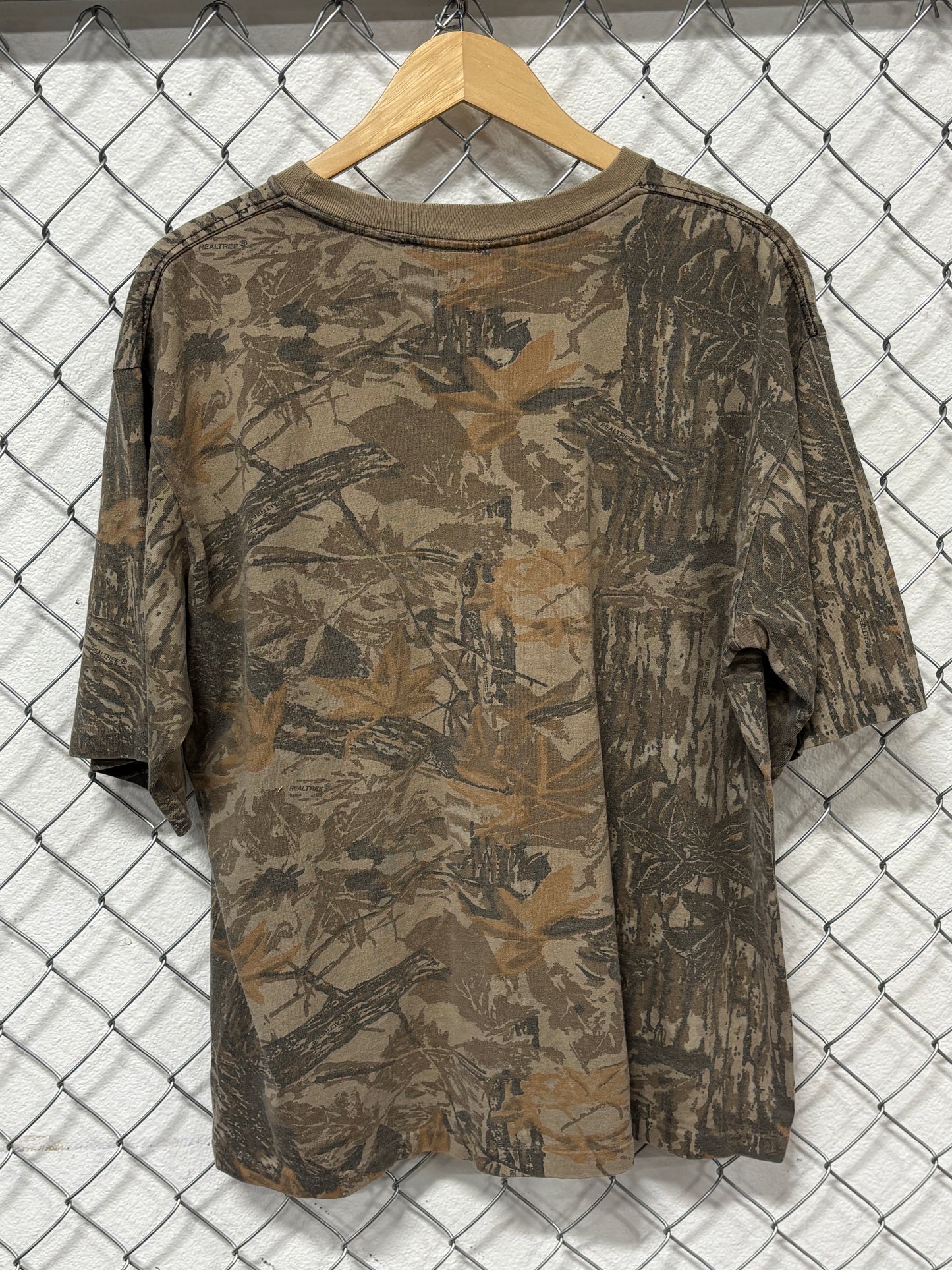Vintage 90's Real Tree Woodland Camo Single Stitch Pocket Tee Size XL
